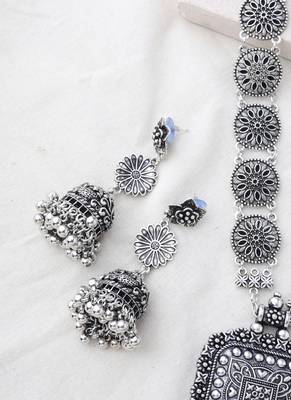 Long chunky oxidized navrati necklace with jhumki earrings 3