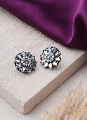 Oxidized Stud Earrings with Mirror Work 3