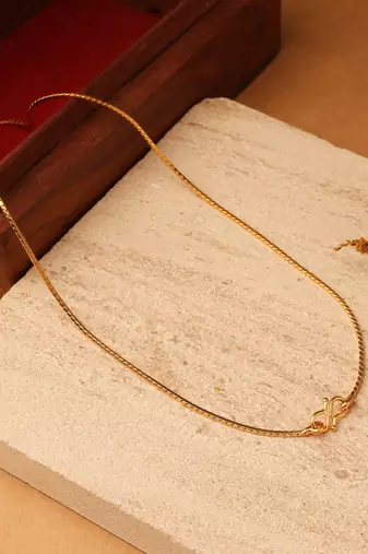 Golden Allure Elegant Chain