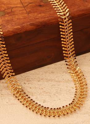 Crimson Elegance Gold-Plated Chain 1
