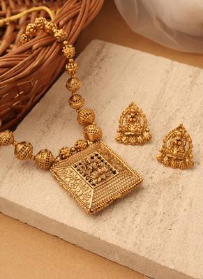Eternal Grace Gold Plated Reversible Necklace Set 3