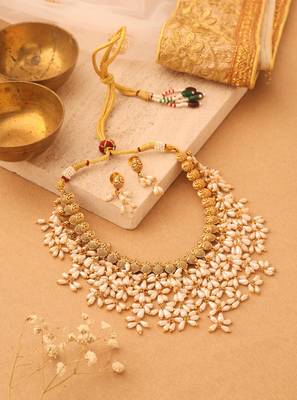 Gold Plated South Indian Style Necklace with Pearl Drops 3