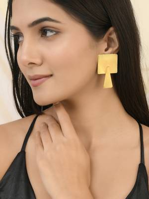Gold plated  long earrings for women 1