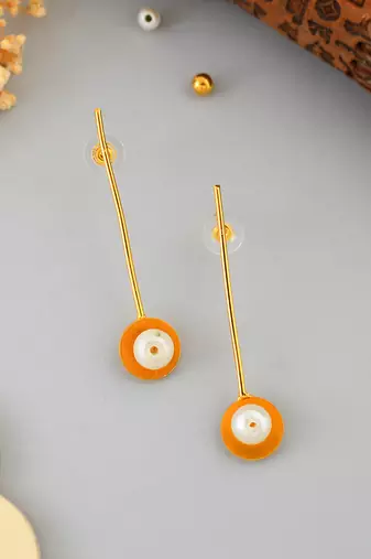 White pearl and gold plated long earring