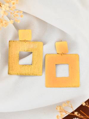 Gold tone long earrings for women 2