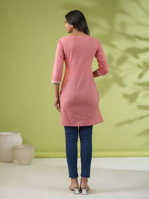 Janasya women's peach cotton chikankari regular tunic 4