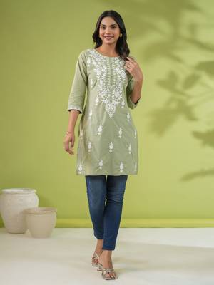 Janasya women's sage green cotton chikankari regular tunic 2