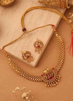 Gold-Plated Tushi Necklace with Elephant Pendant 3