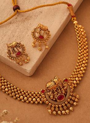 Gold-Plated Tushi Necklace with Elephant Pendant 4