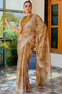Beige chiffon leaf print/floral print plain saree with unstitched blouse piece 3