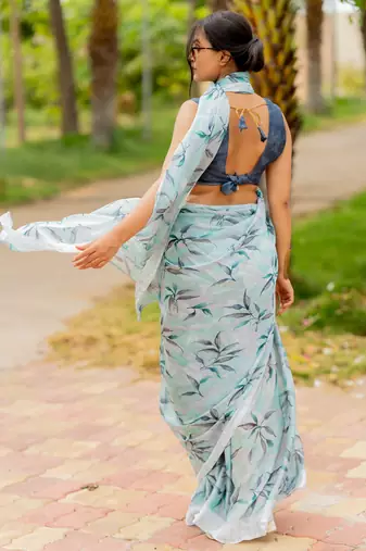 Light greyish blue chiffon leaf print/floral print plain saree with unstitched blouse piece