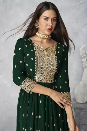 Green embroidered Nyra Cut ethnic Set.