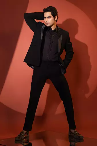 Black suiting blazer set