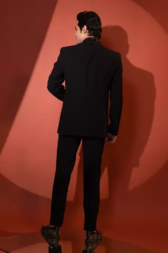 Black suiting blazer set