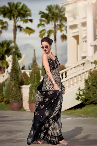 Black Designer Printed Cotton silk blend Saree With Blouse