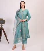 Teal hand printed cotton kurta set with organza dupatta