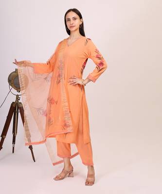 Peach hand printed cotton kurta set with organza dupatta 2