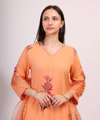 Peach hand printed cotton kurta set with organza dupatta 4