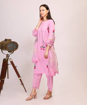 Pink hand printed cotton kurta set with organza dupatta 2