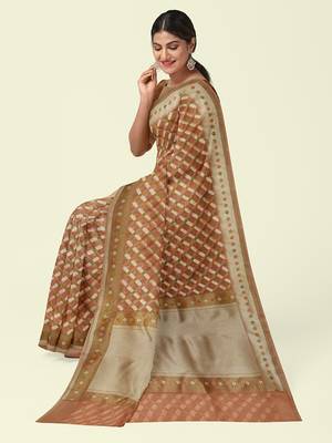 Peach woven cotton silk saree with blouse 3