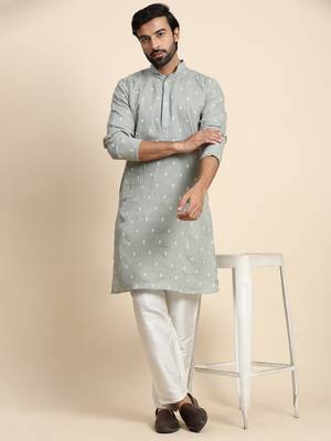 Green pure cotton weaved motif kurta 5