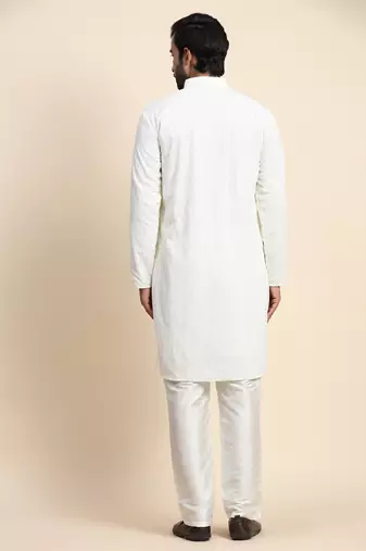 Off white georgette weaved motif kurta