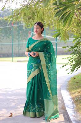 Green Faux Linen Floral Printed Zari pallu Border Saree with Blouse 1