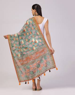 Digital print lilen blend zari dupatta for women and girls to wear on gown chaniya choli kurti etc 3