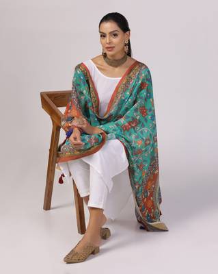 Digital print lilen blend zari dupatta for women and girls to wear on gown chaniya choli kurti etc 4