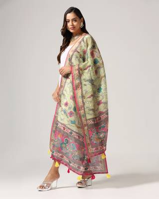 Digital print lilen blend zari dupatta for women and girls to wear on gown chaniya choli kurti etc 2
