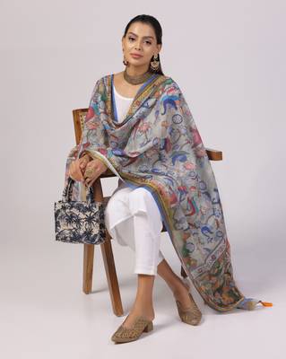 Digital print lilen blend zari dupatta for women and girls to wear on gown chaniya choli kurti etc 4