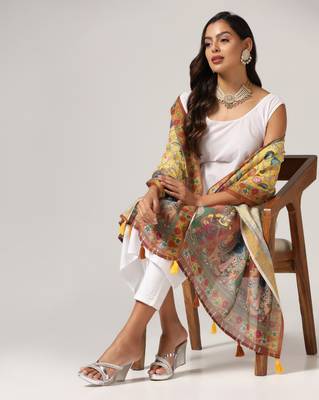 Digital print lilen blend zari dupatta for women and girls to wear on gown chaniya choli kurti etc 4