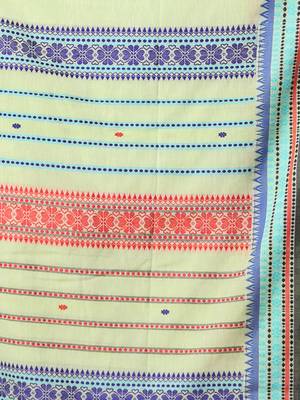 Pistachio green cotton handspun soft saree with texture border 4