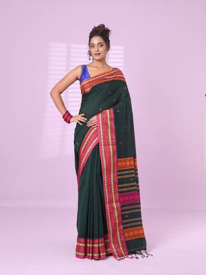 Bottle green cotton handspun soft saree with texture border 1