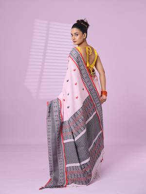 Pink cotton handspun soft saree with paisley motifs 3