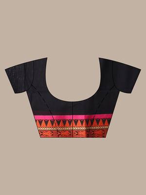 Black cotton handspun soft saree with paisley motifs 5
