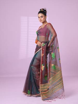 Green muslin duel-tone saree with floral designs 2