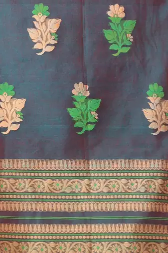 Green muslin duel-tone saree with floral designs