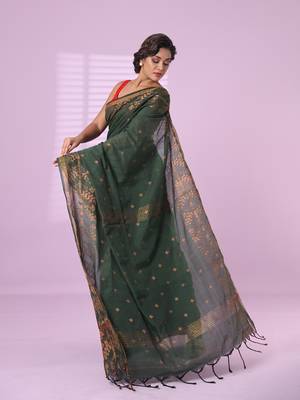 Green cotton handspun soft saree with zari woven texture pattern 2
