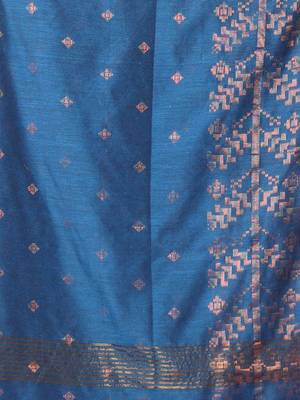 Sapphire blue cotton handspun soft saree with zari woven texture pattern 4