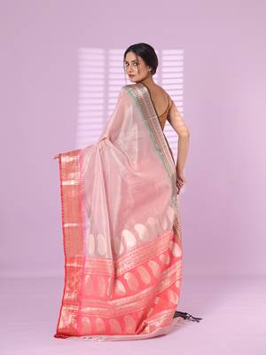 Baby pink tissue checkbox pattern saree with ganga jamuna zari border 3
