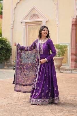 PURPLE  DESIGNER WEDDING N KARWA COUTH WEAR EMBROIDERY WORK GOWN WITH DUPATTA  3