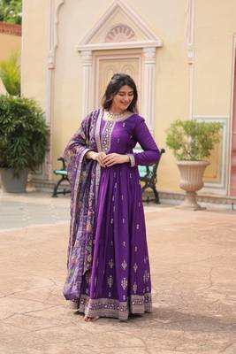 PURPLE  DESIGNER WEDDING N KARWA COUTH WEAR EMBROIDERY WORK GOWN WITH DUPATTA  4