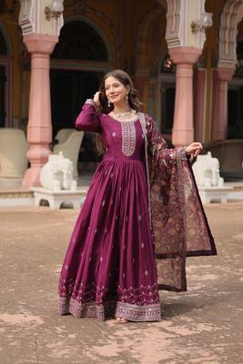 WIINE  DESIGNER WEDDING N KARWA COUTH WEAR EMBROIDERY WORK GOWN WITH DUPATTA  1