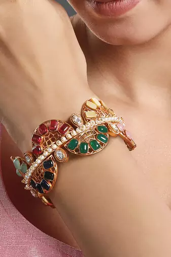 Gold brass polish kundan polki shell pearls bangle