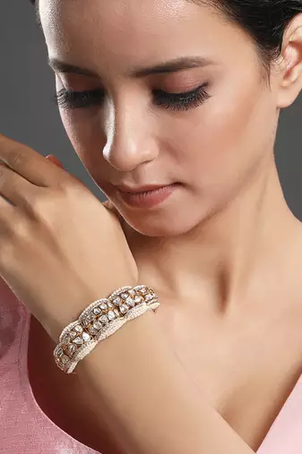 Gold brass polish kundan polki kidiya pearls bracelet