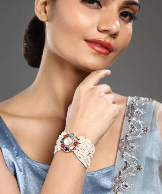 Gold brass polish kundan polki kidiya pearls bracelet 2