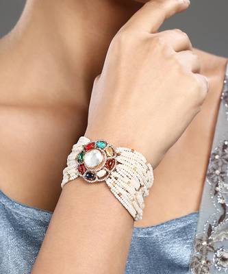 Gold brass polish kundan polki kidiya pearls bracelet 3