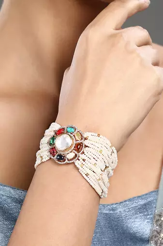 Gold brass polish kundan polki kidiya pearls bracelet