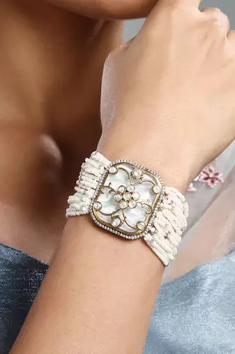 Gold brass polish kundan polki kidiya pearls bracelet